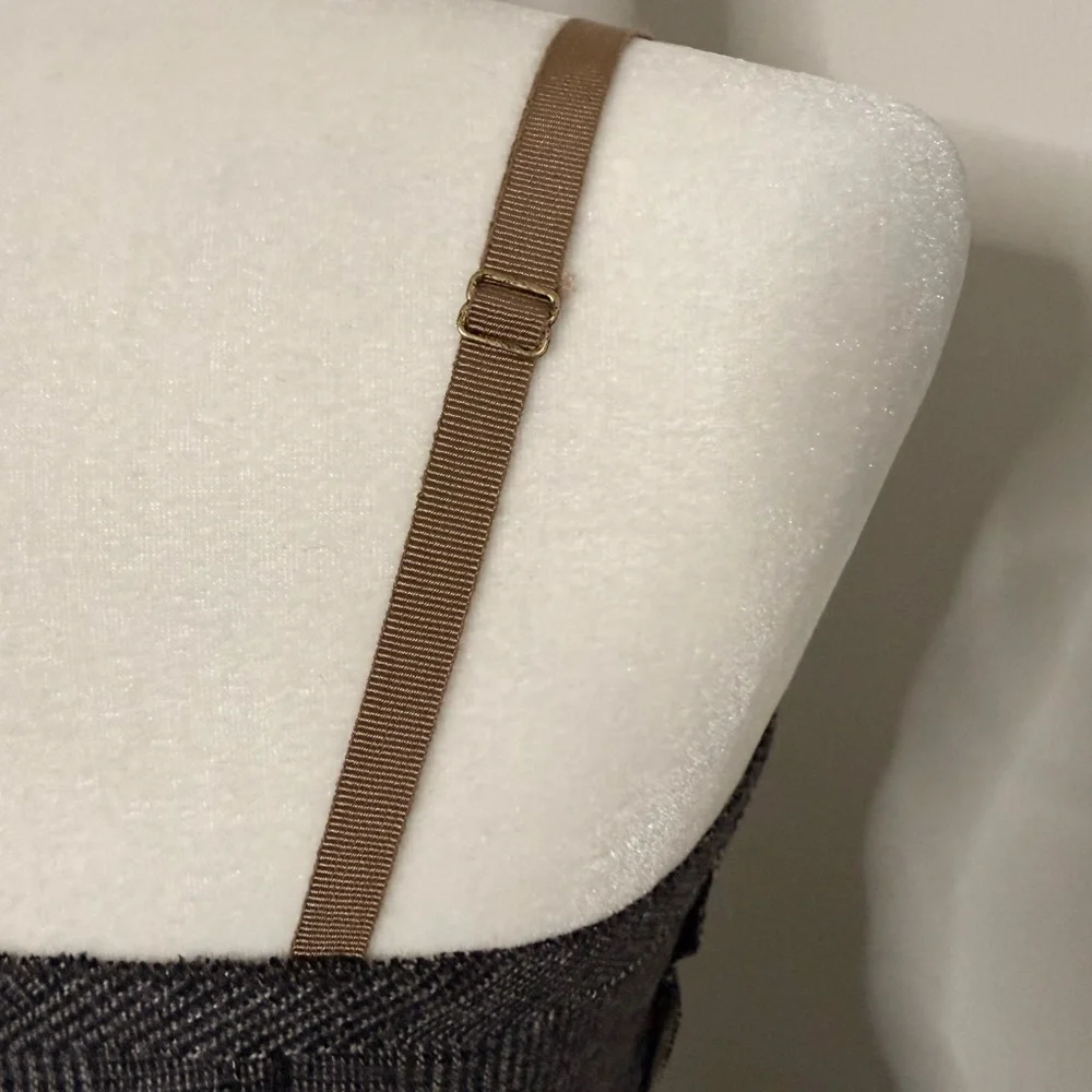 NWT- D&G Dolce and Gabbana lightweight wool/silk blend, size IT 42 - Picture 4 of 7